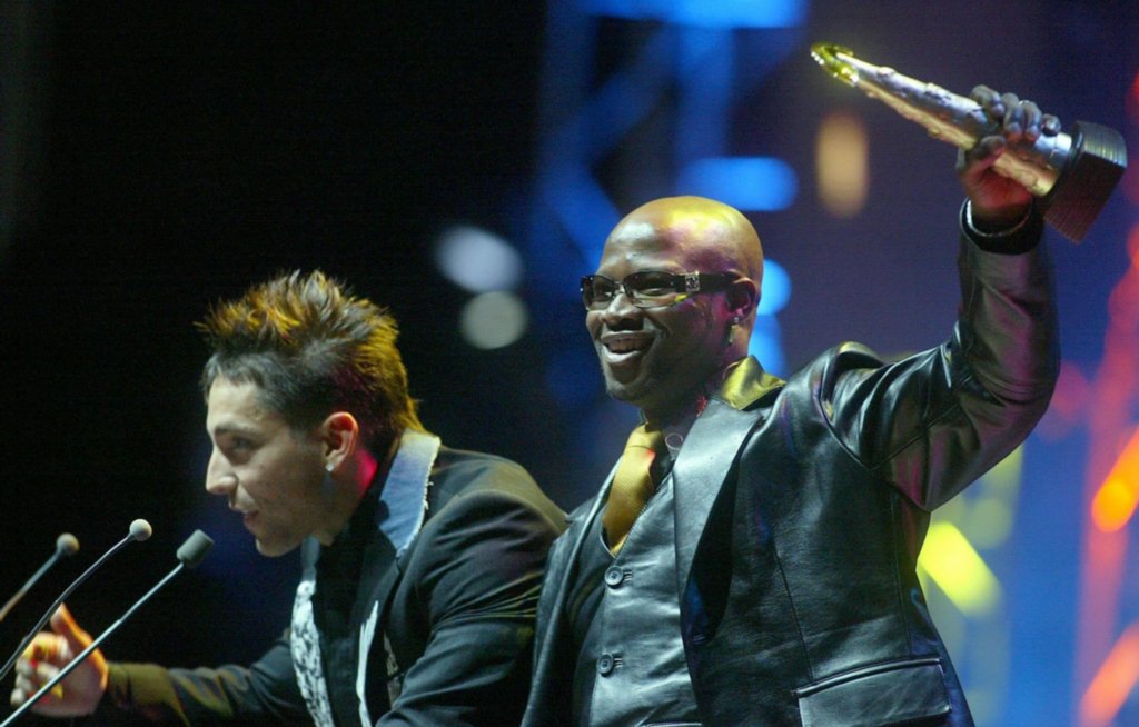 eNCA's tweet photo. #RIPMandoza: #TelleNCA what your favourite #Mandoza lyrics are… https://t.co/BX22NGWFJ4