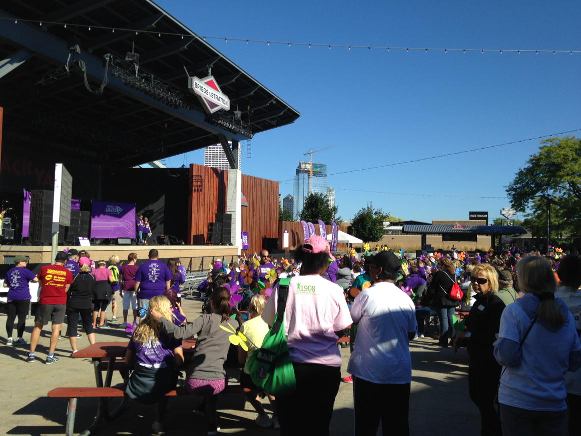 MichaelMaloneMD's tweet photo. Southeast WI Walk to end Alzheimer's. Wonderful commitment of our community! https://t.co/Ca8HqRsbug
