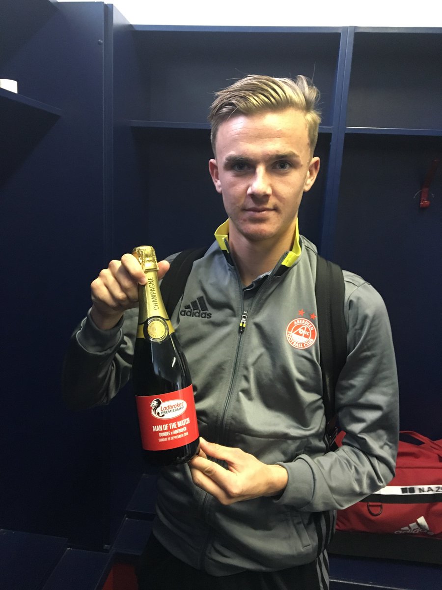📷 James Maddison with his man of the match award after a fine performance at Dens Park earlier! #StandFree