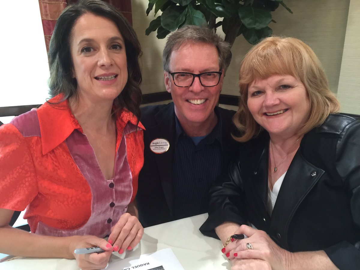 John Allen Yeager Got A Chance To Meet Stars Lesley Nichol Amp Raquel Cassidy From Downton Abbey At Aegis Of Queen Anne At Rodgers Park T Co 2tbmgq9run Twitter