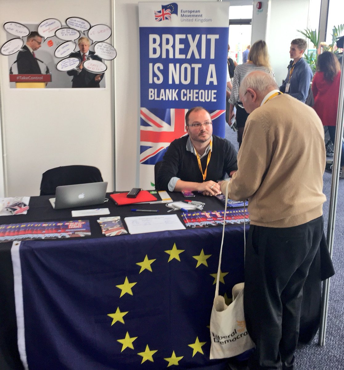 euromove's tweet photo. Great to be at @LibDemConf! Lots of support for our red lines campaign. Come chat to us &amp; join the campaign 🇬🇧🇪🇺 https://t.co/Jyhx4NRubM