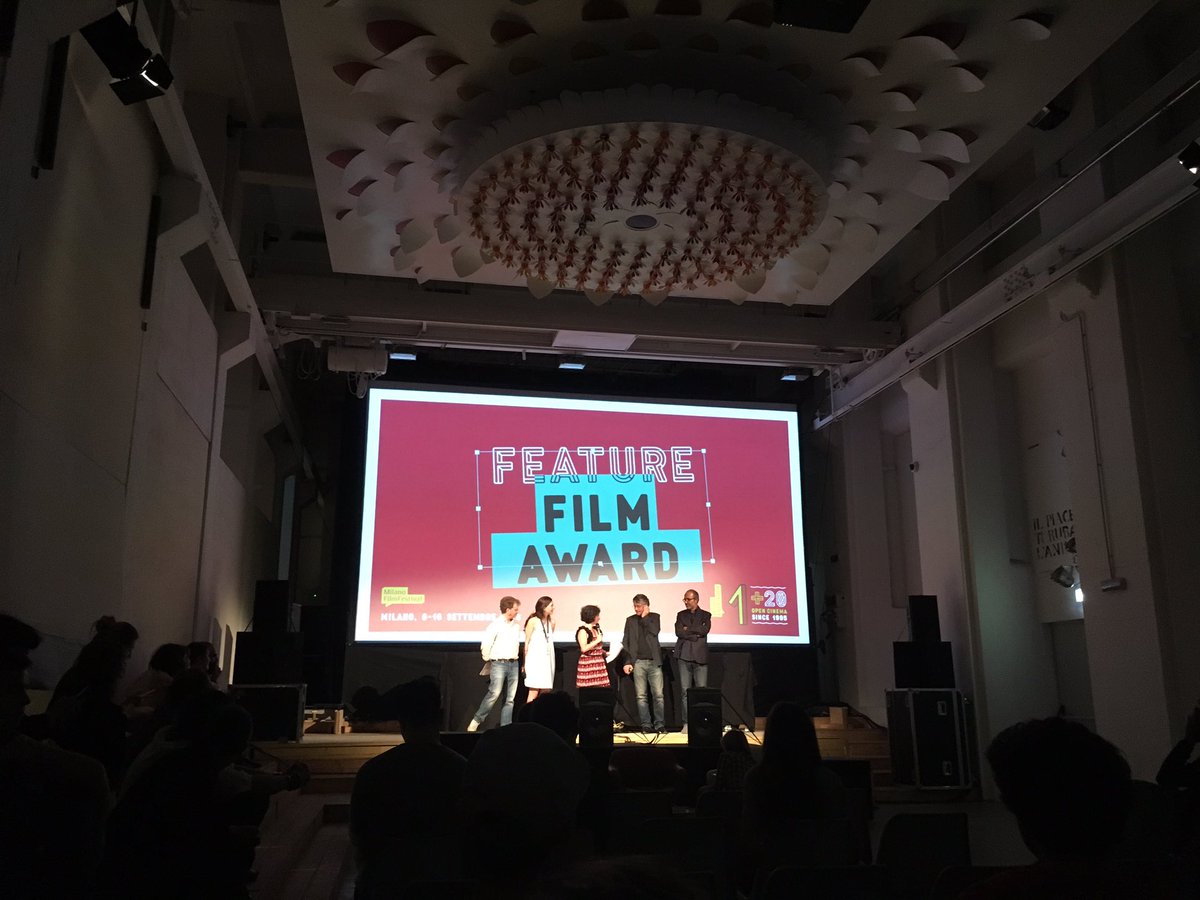 longtake_it's tweet photo. Il #FeatureFilmAward per il miglior lungometraggio va a #Gulistan di #ZayneAkyol @MilanoFilmFest #MFF2016 https://t.co/lH79Grw9la