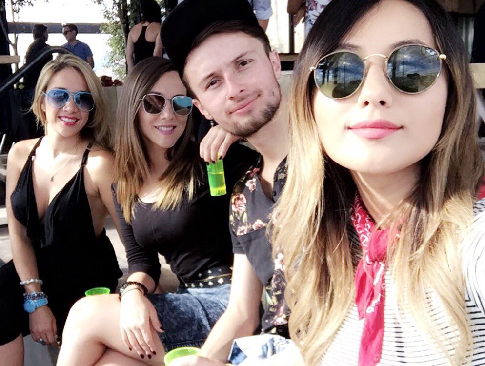 jeycastaneda's tweet image. |With #GenteMust| 😎 @caritoagudelo @julianacasali @monobruto 🎙🎙🎙.
#fiestonolmeca @OlmecaColombia