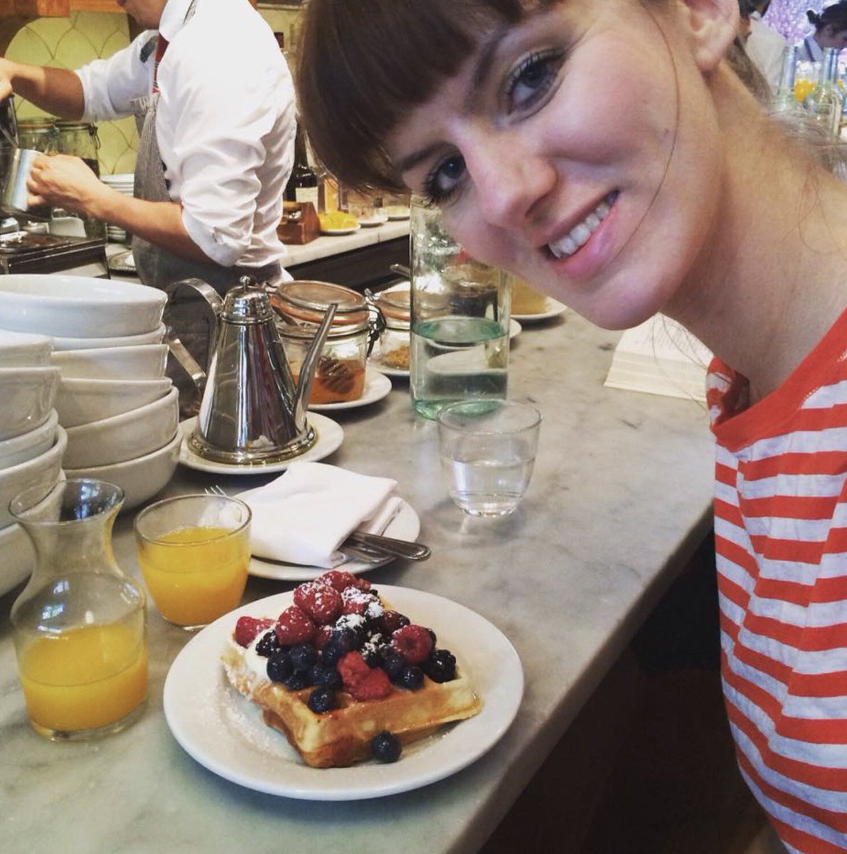 beachfanatic1's tweet photo. @VonShef #GBBO had a loverly waffle on holidays, would b a dream come true to have a ‘real’ waffle at home :-) https://t.co/z9IqwNoeVQ