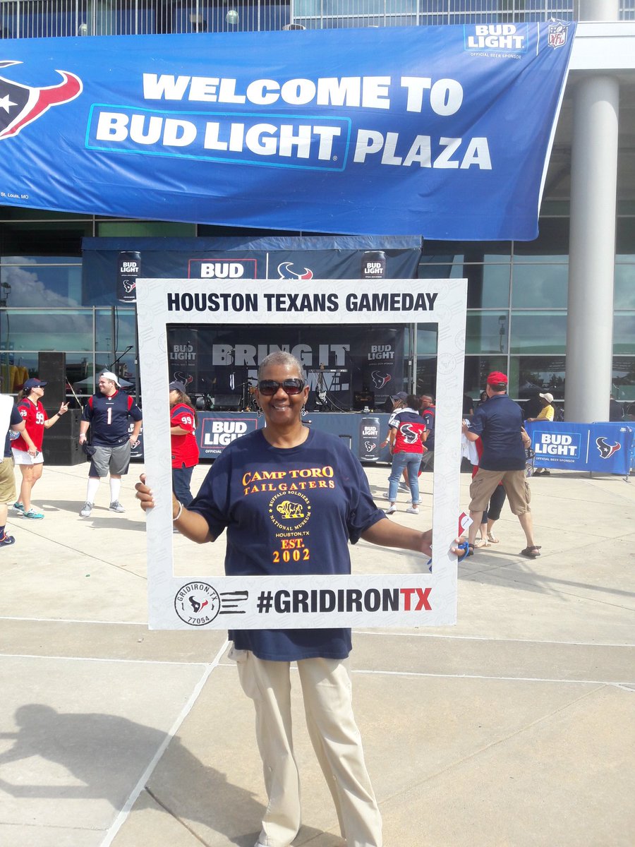 Forestsmith1951's tweet photo. Go Texans. https://t.co/xOl1Qz9uEh