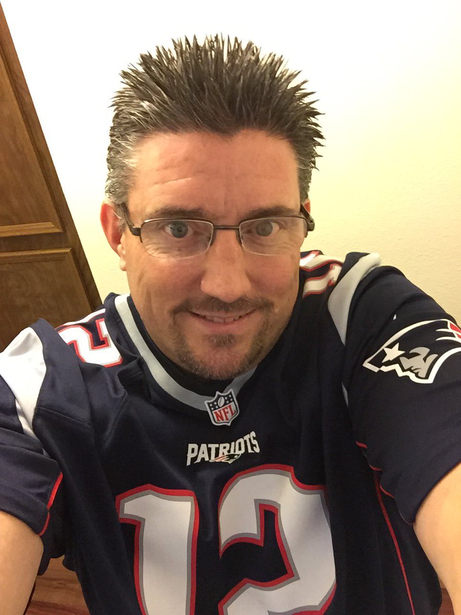 Patriotssd's tweet photo. Game on!!! GO PATS!!🏈🏈🏈 https://t.co/6mHIRzGoV0