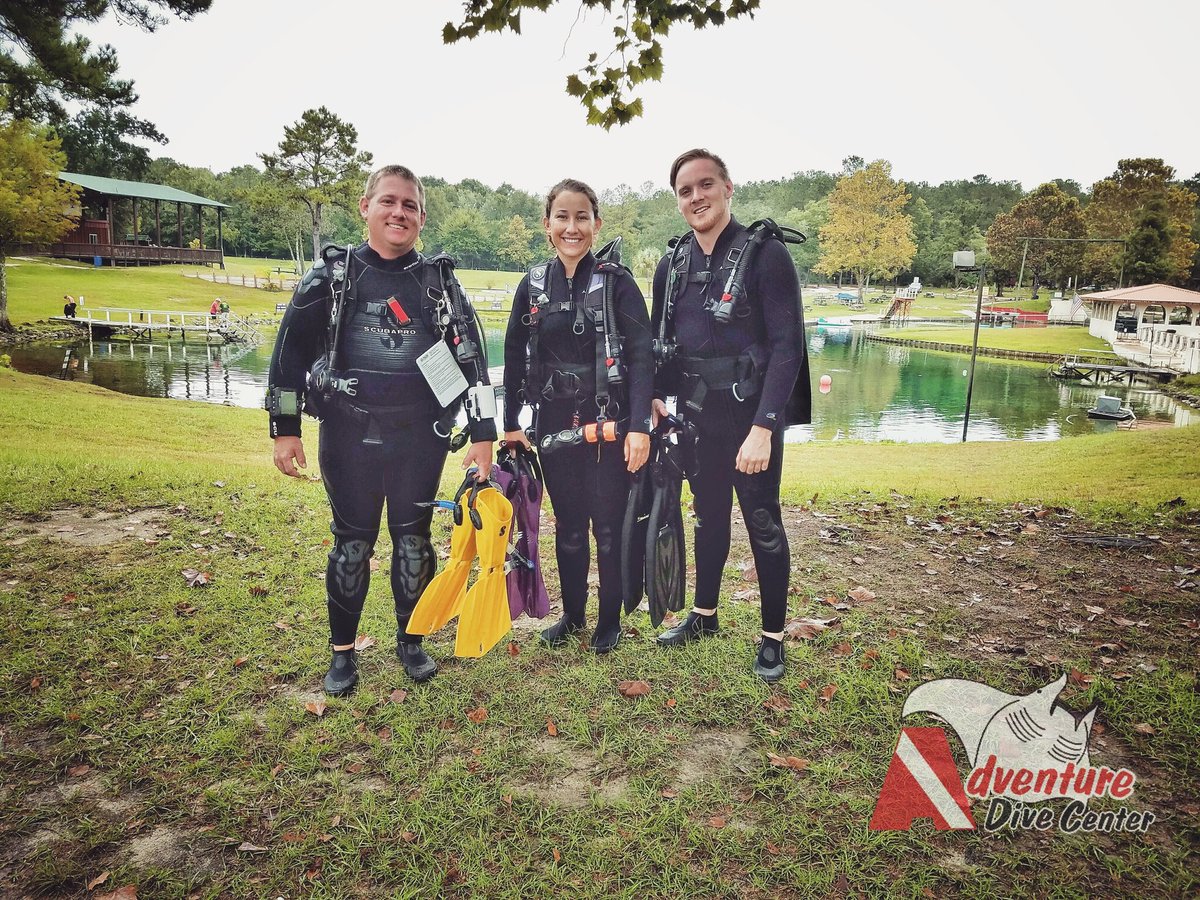 ADCscuba's tweet photo. New #Diver Alert!! Congratulations, Katy! Let's go diving! #vortexspring #florida #fl #padi #scubapro #scuba #diving https://t.co/nqoGP8lb2j