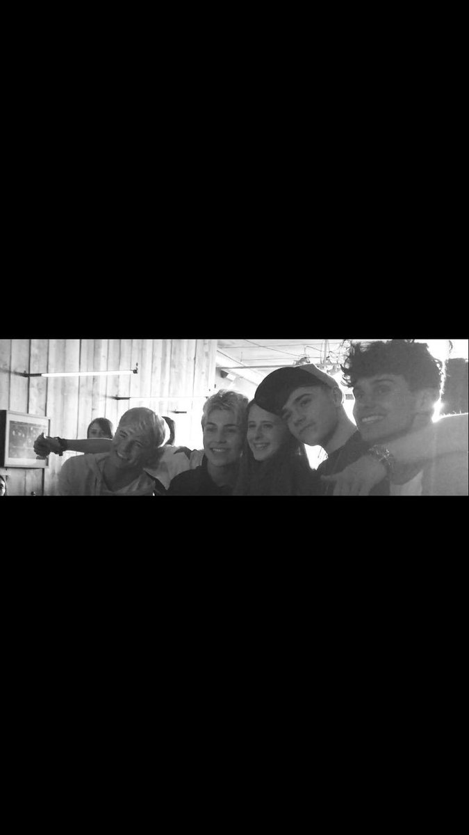 nictaylor_x's tweet photo. #weloverye #SmileForRye @RoadTrip3000 ❤️❤️❤️ https://t.co/zzhG2FaN2R
