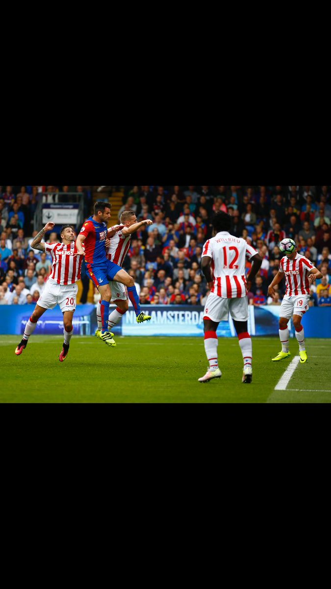 ScottDann6's tweet photo. Great win today. Lads were brilliant. Onto the next one now for another three points! https://t.co/SAqfbxQEwc