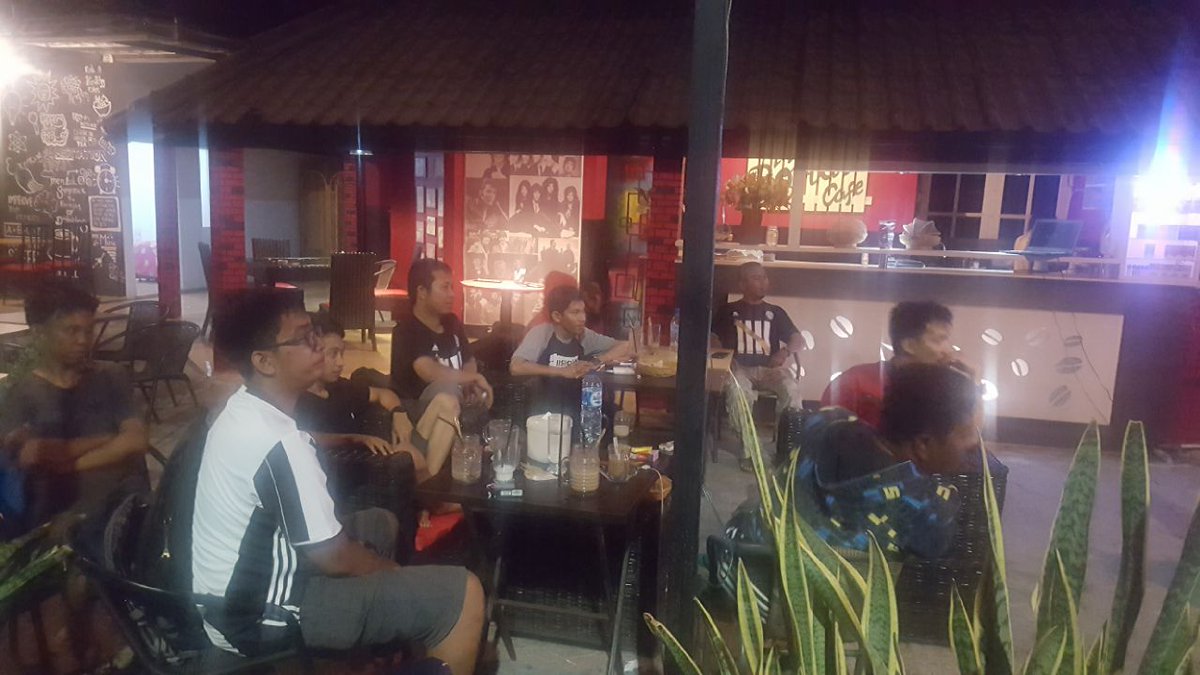 JCI_Sidrap's tweet photo. .#Nobar #SerieA #Gio4 #InterJUVE @JCI_Sidrap || Cc : @JCIndonesia https://t.co/vtImoesG7Q