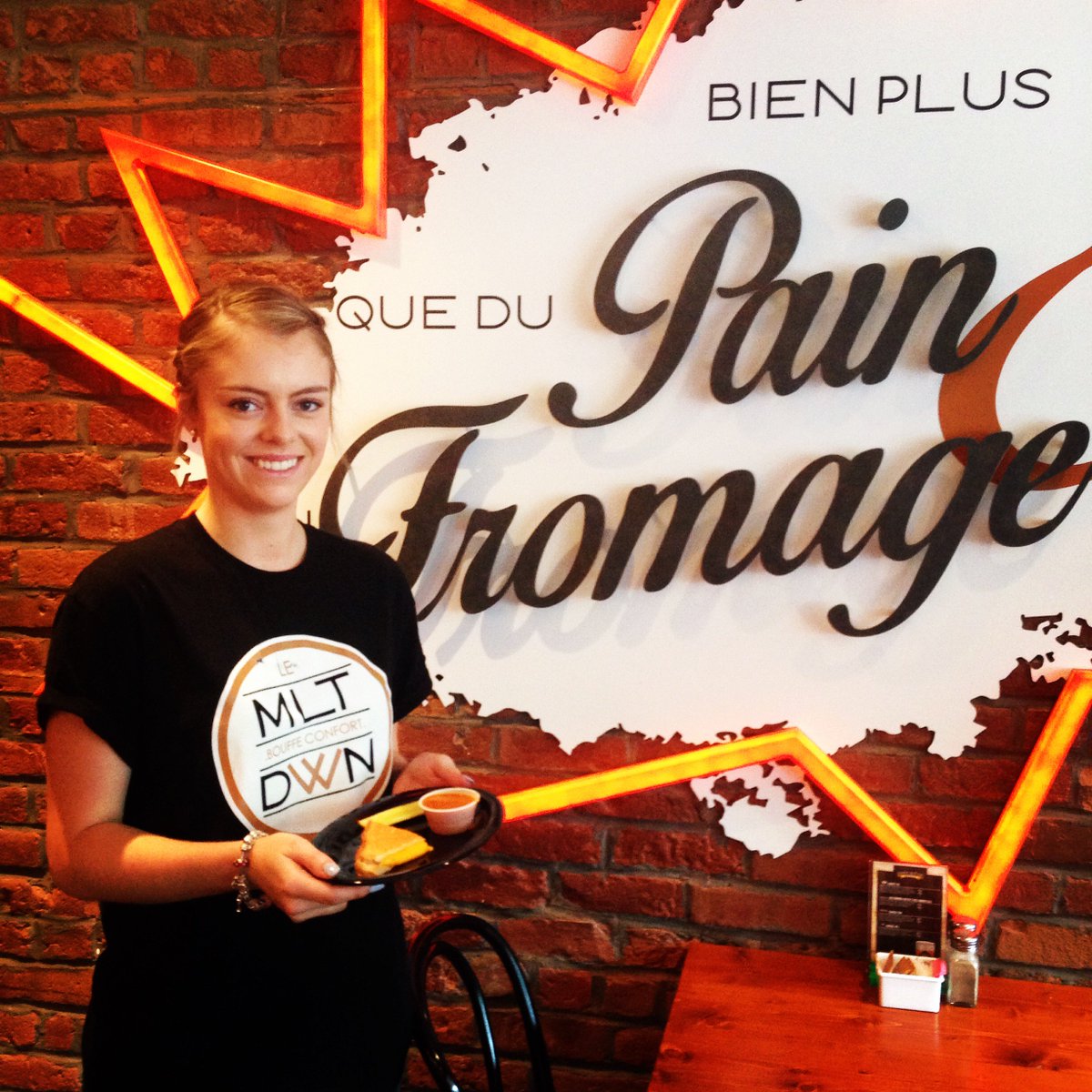 Avenue du Mont-Royal tweet media