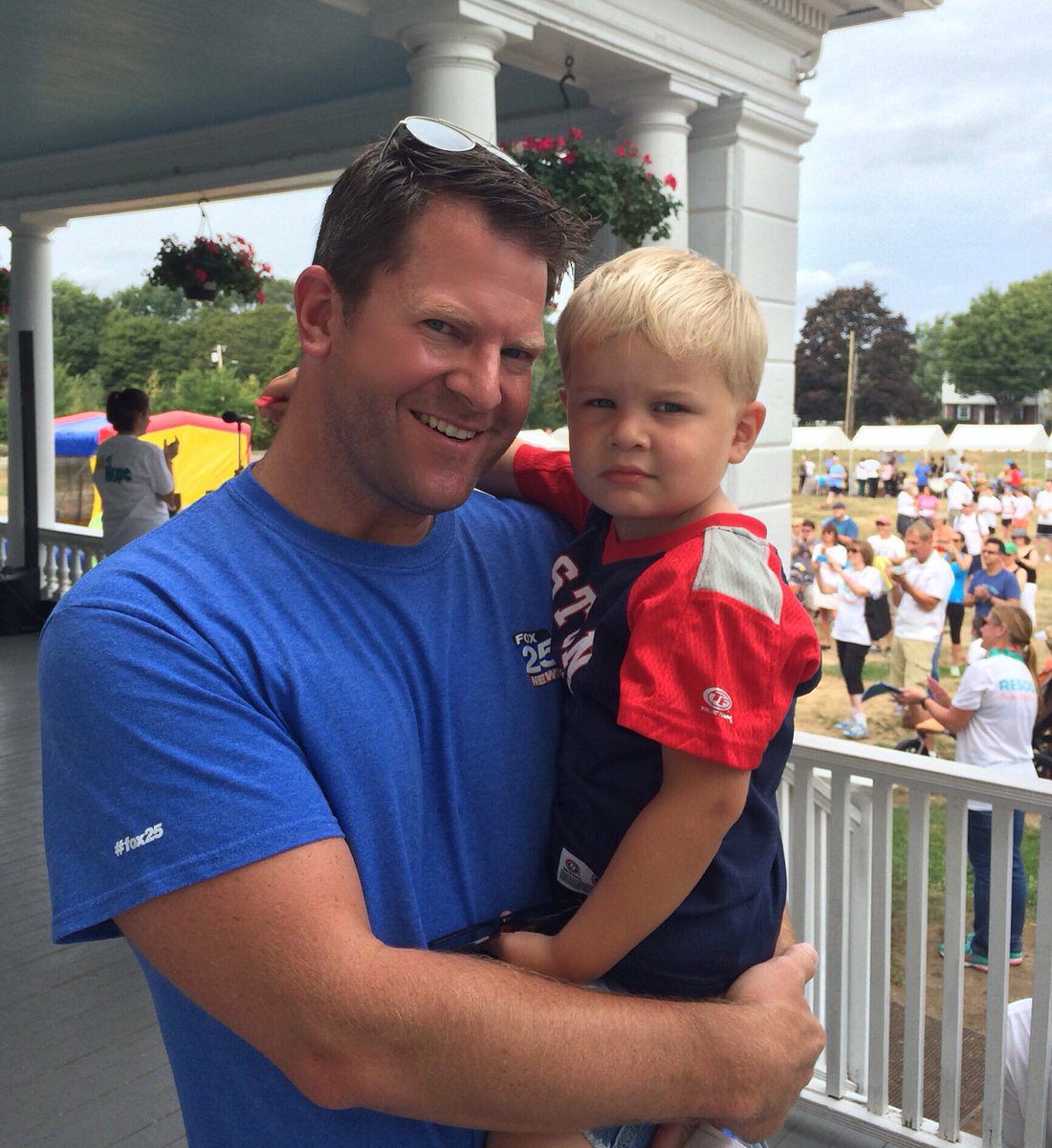 TheCashMiller's tweet photo. Why does my daddy make me go to these events? Hahaha https://t.co/Icl9ixSjJF