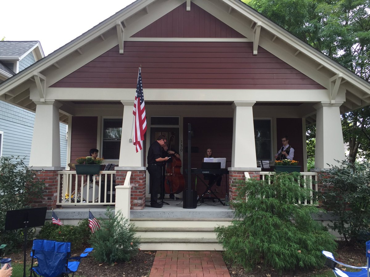 chrisebelcher's tweet photo. Best band at PorchFest Main Street Jazz Band. #mainstreetjazz3 #bestofcpf https://t.co/qeQpkJ24MT