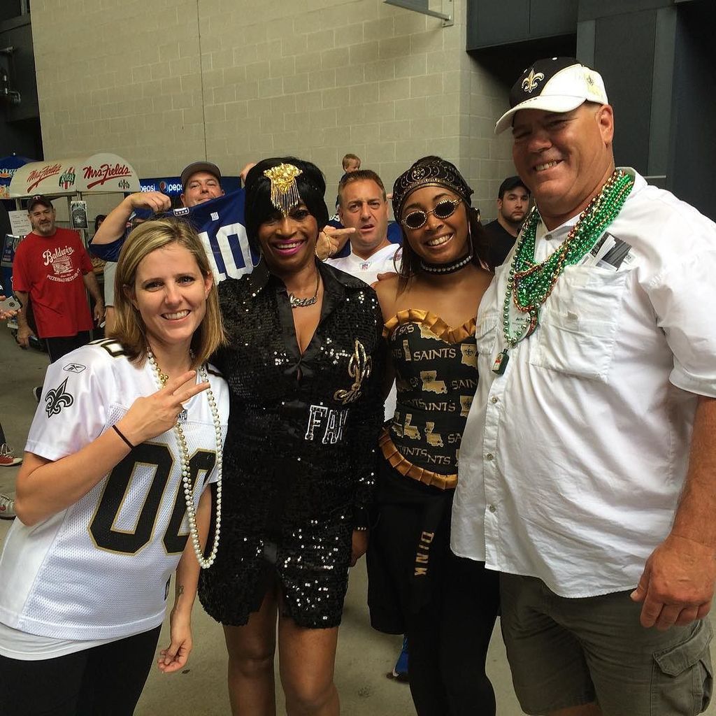 juddmeche's tweet image. #BigRandy makes friends erwhere. ift.tt/2db8enU