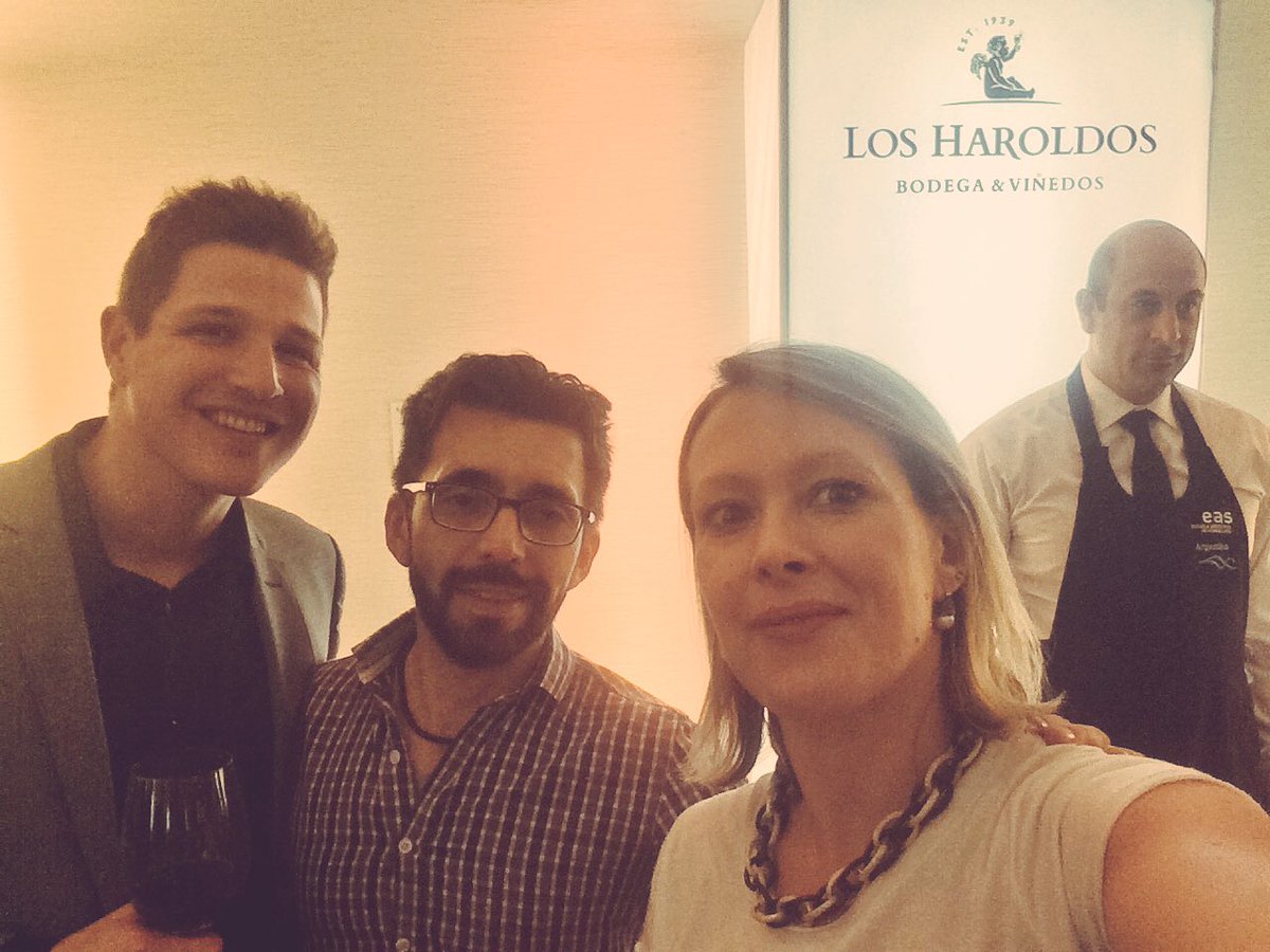 cualesmicopa's tweet photo. Recuerdos de la segunda noche del #iwe2016 @IWE_Mza_2016 #winelover 🍷 https://t.co/yk5raDd9gj