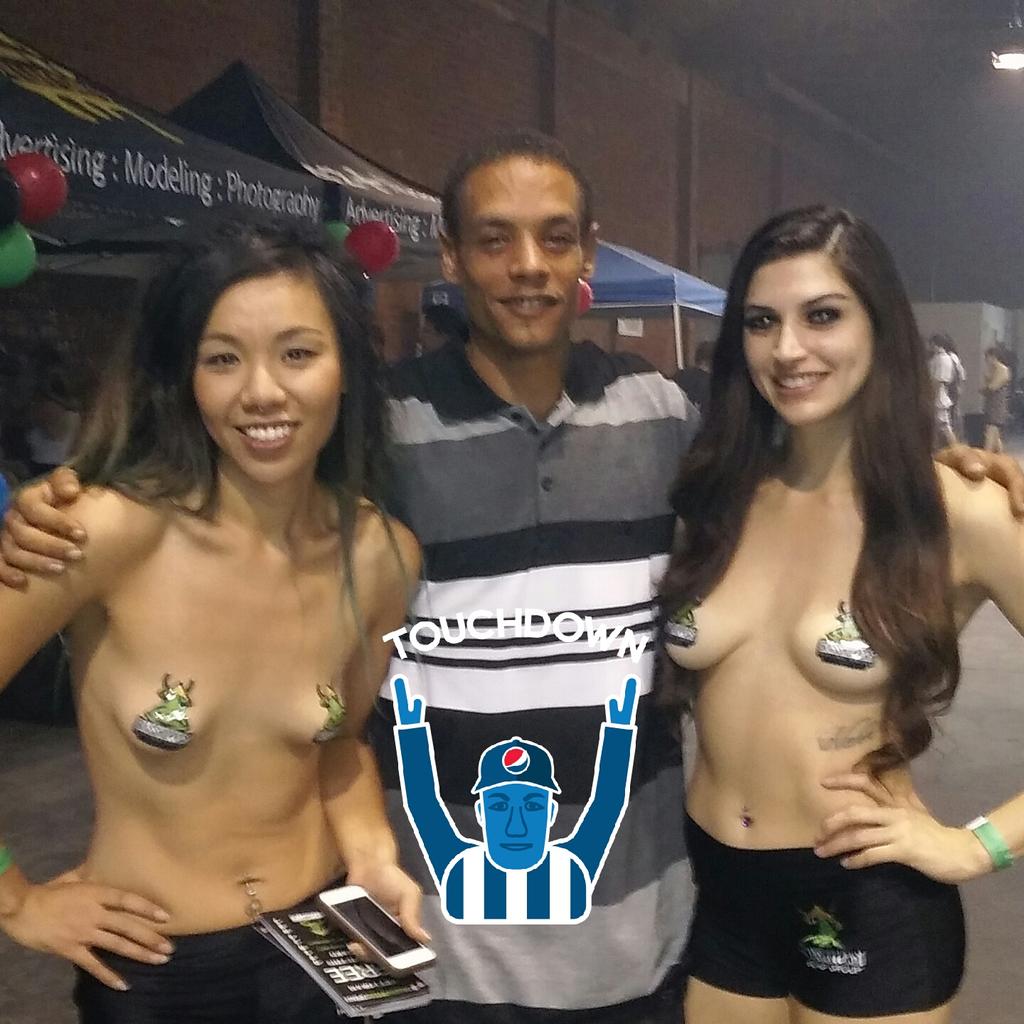 hustlernature's tweet image. #compassesh @compassesh had a great time...#fashionsfinest #SaturdayNight #SaturdaysAreForTheBoys