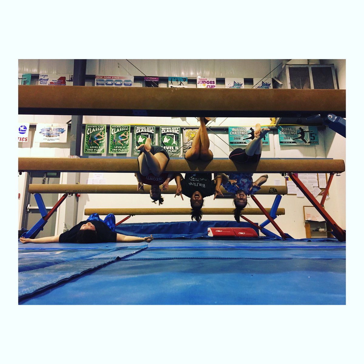 claireeemoriah's tweet photo. This is an accurate representation of my gymnastics skills. #ShowOffYourSkills #NGD2016 @USAGym #UBBulls https://t.co/6IsXsk9d1n