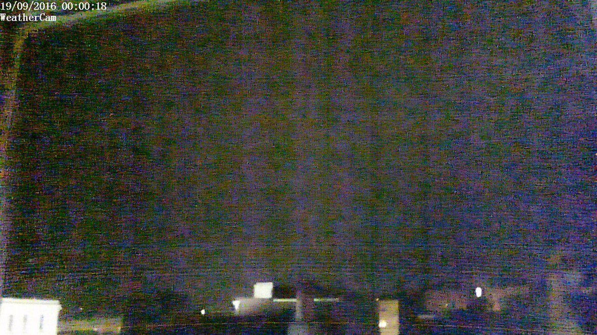 17.3°C, Wnd: NW, 1 mph av, 2 mph gst, Hdty: 76%, Rn (hr) 0.0 mm, Psr: 1022 hPa, falling slowly #Brighton