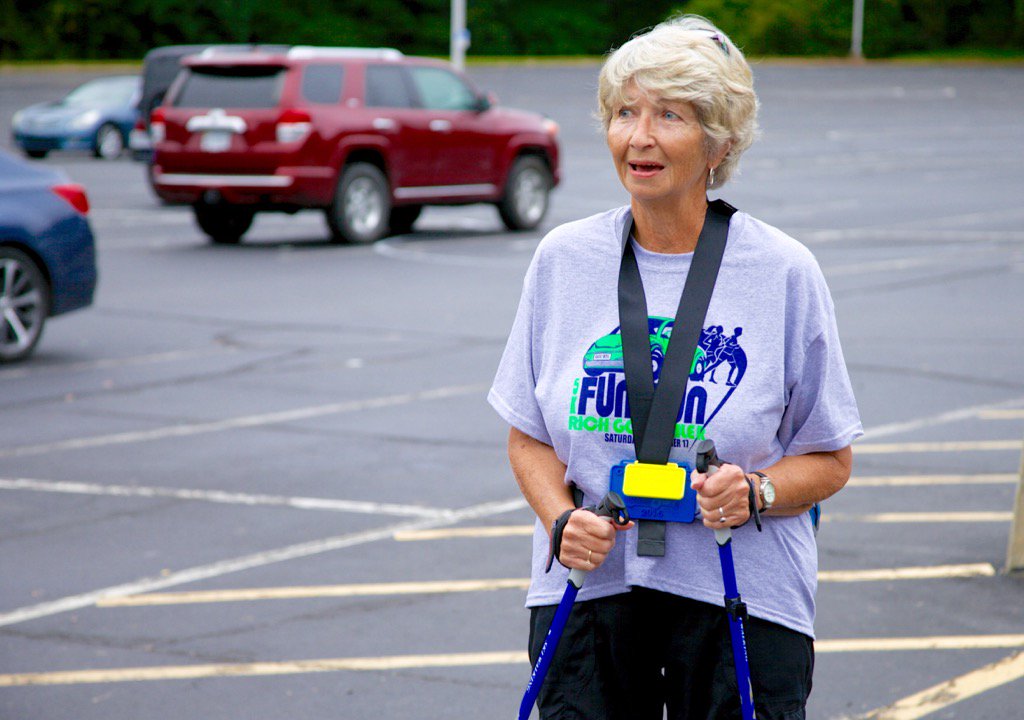 germannacc's tweet photo. Margaret Gossweiler thanks runners at Gossweiler5K honoring late husband @dasam @Wesante @DMCritchfield #studentfund https://t.co/rOnB4RBk4j