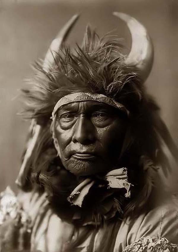 fishin_hawk's tweet photo. @bandasaul9544 ...th beautiful thing is u r not alone ...u have r ancestors ...rah https://t.co/2I2B9W0CiU
