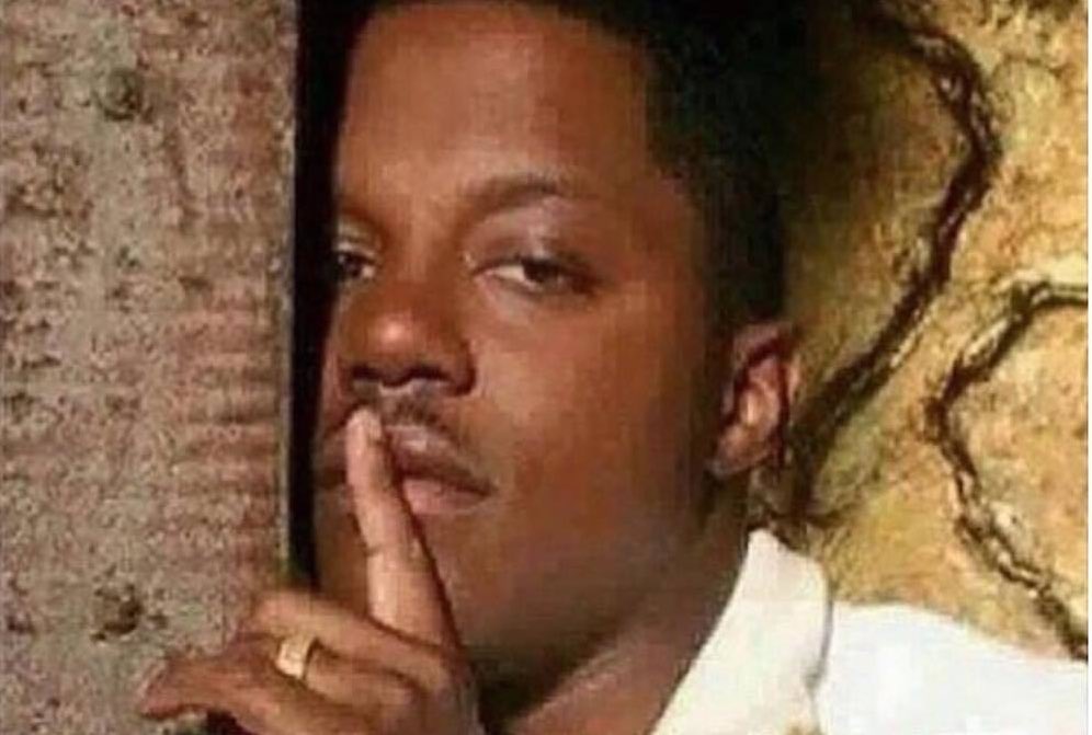 Tusslindo's tweet photo. #2016Fave RT @TonyTuss: When someone see me putting lemonade in my water cup at Chipotle. https://t.co/EDVyu85iAx