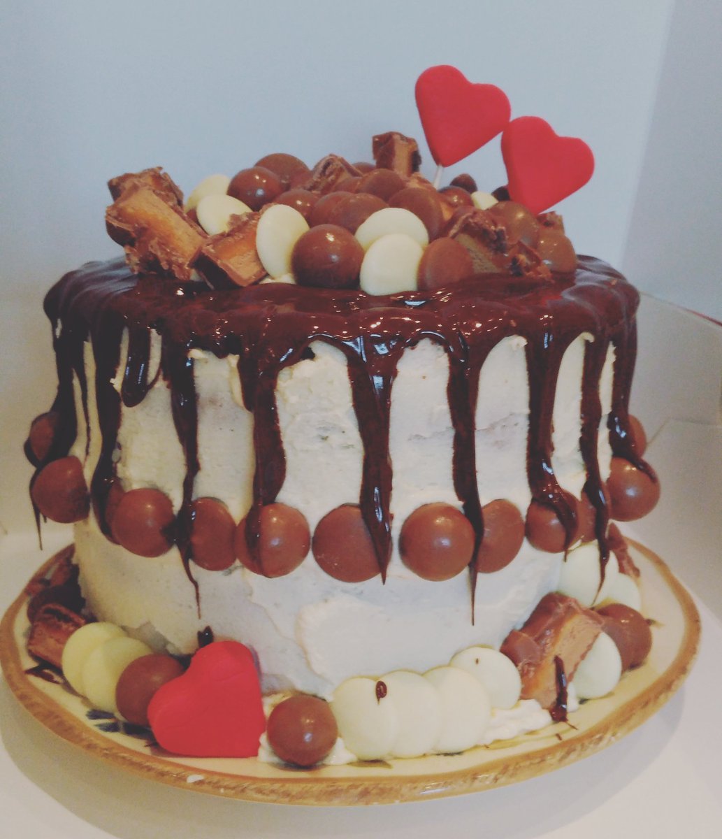 SullivanLoretta's tweet photo. #mycreation #cakes #chocolate #foodporn https://t.co/HsEvs3G5X8