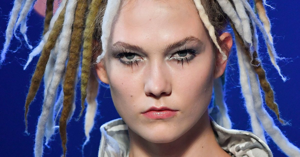 TheCut's tweet image. Marc Jacobs is still reading your comments: thecut.io/2cZSGzY