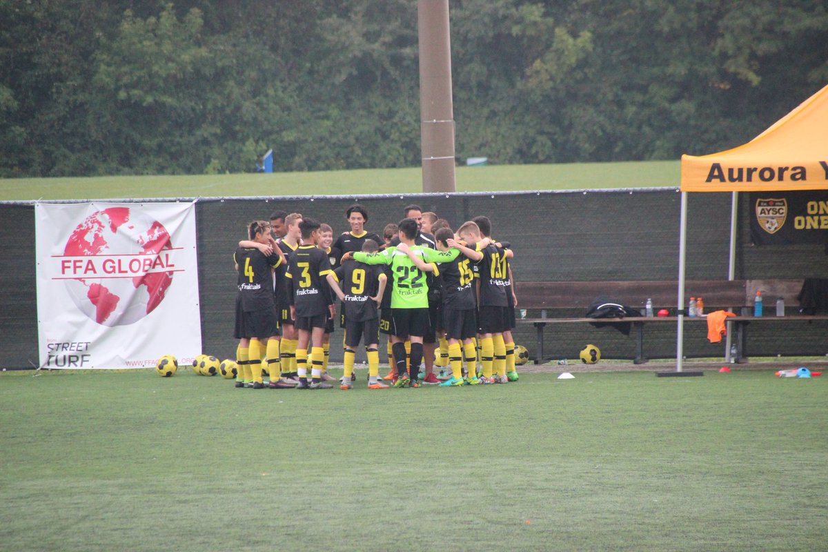 AYSC2002OPDL's tweet photo. Pre game shots today's match v @burlsoccer at Sheppard's Bush @CoachCiampa @jas @aysc64 @OSA_Tweeter @YorkRegionSA https://t.co/pGnZ25CRfS