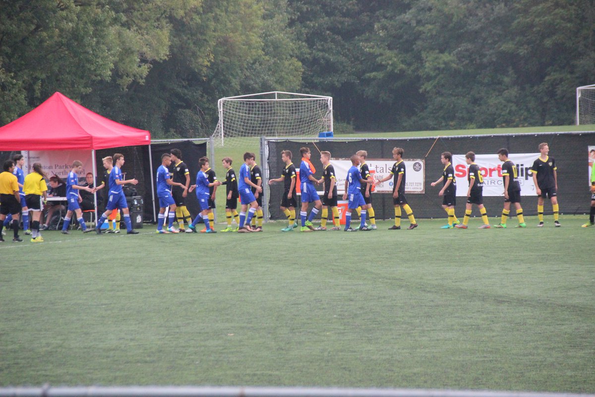 AYSC2002OPDL's tweet photo. Pre game shots today's match v @burlsoccer at Sheppard's Bush @CoachCiampa @jas @aysc64 @OSA_Tweeter @YorkRegionSA https://t.co/pGnZ25CRfS
