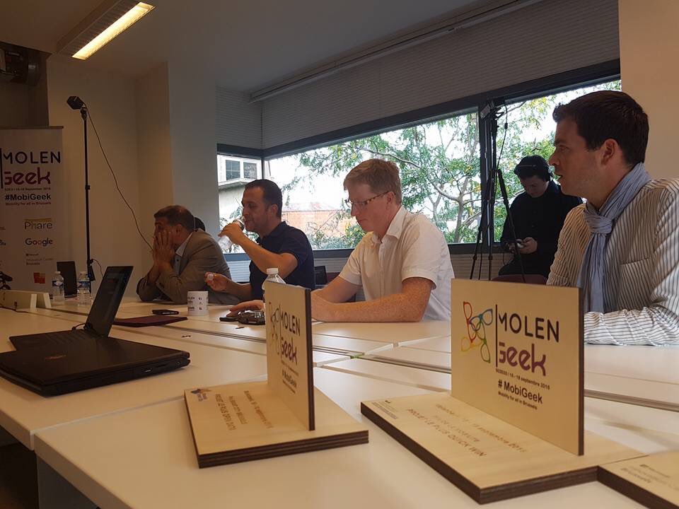 LaurentHacken's tweet photo. Représentait @celinefremault au jury du @molengeek sur mobilité pour PMR: impressionné de leur compétence! #mobigeek https://t.co/3FXtEchGTK