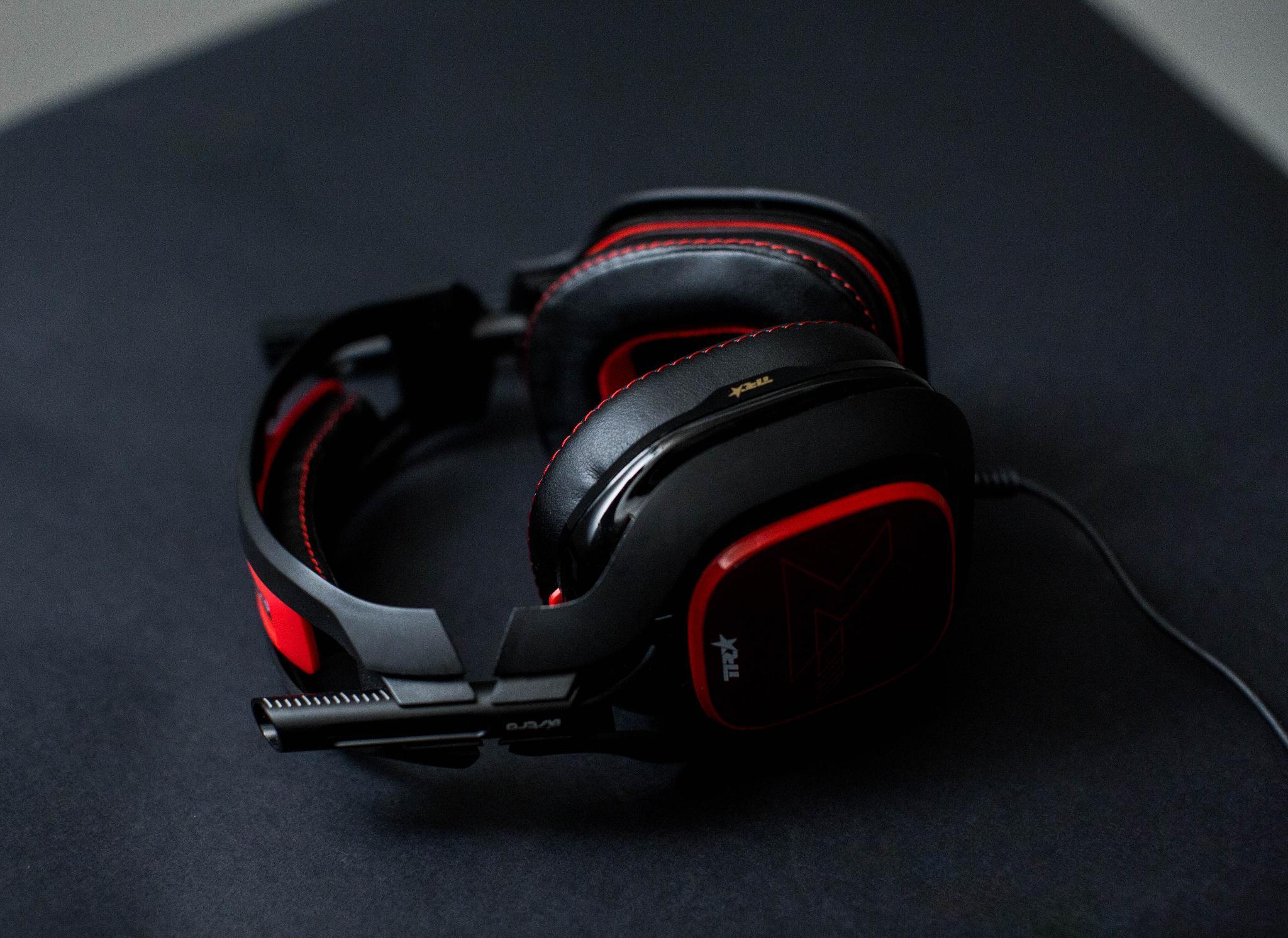 Astro a40 custom. наушники логитек с микрофоном игровые. астро а40 наушники. компьютерная гарнитура astro gaming a40 tr + mixamp pro tr pc/xbox. Astro gaming a40 tr headset купить.