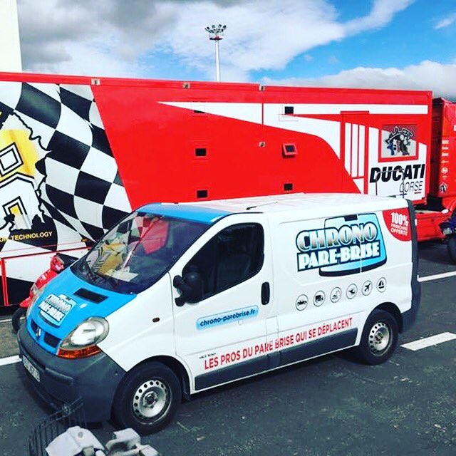 chronoparebrise's tweet photo. Chrono pare brise présent au #boldor2016 #ducati #121 #castellet https://t.co/mh7MMIPEnB
