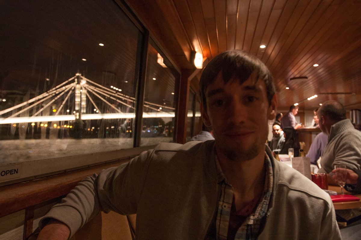 girlCompositor's tweet photo. @structureFOUND #tensionstructure #selfie #structurallyfound https://t.co/usq3oBw9ON
