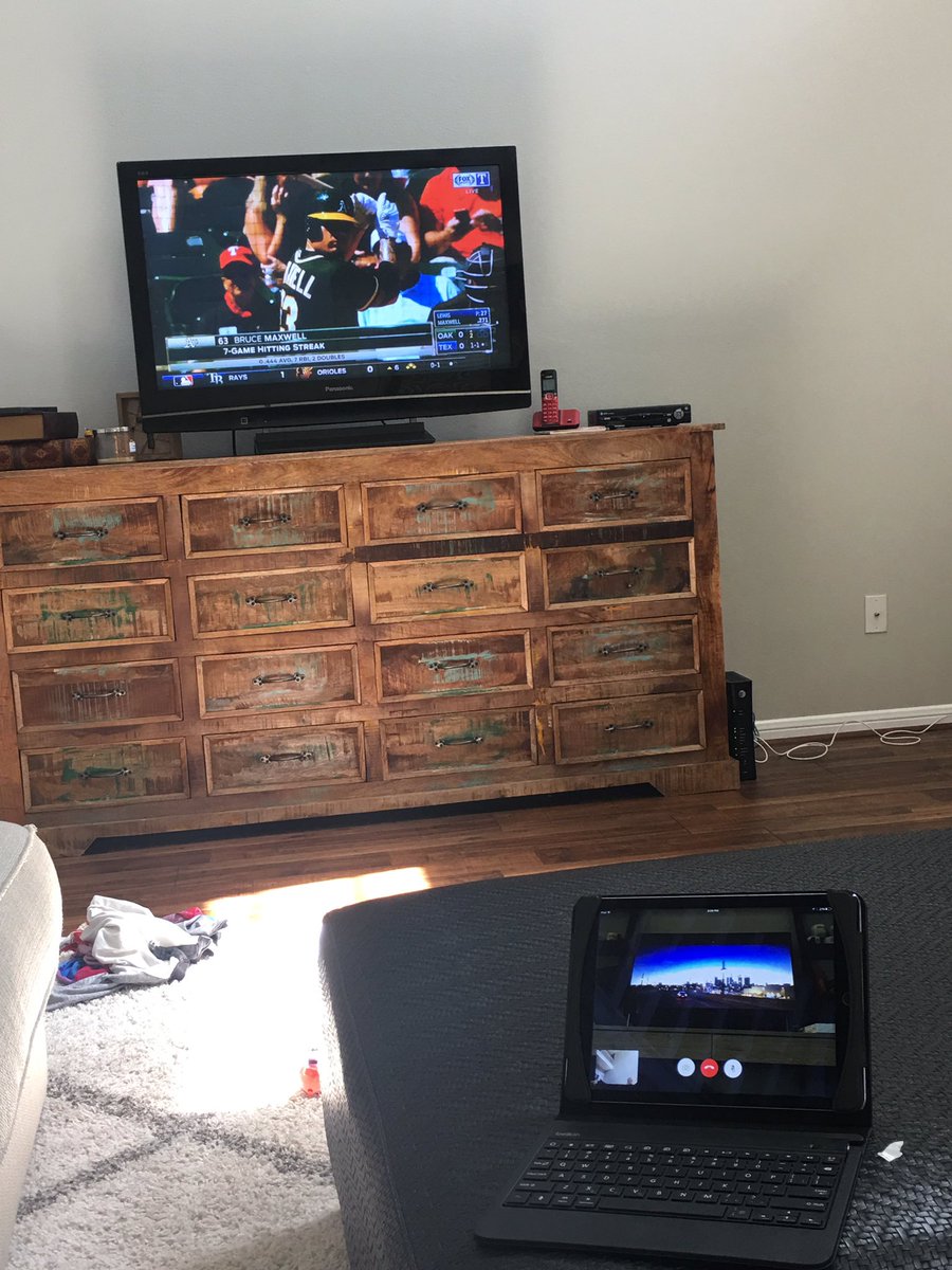 MrsBTeachs's tweet photo. When you can't get the @dallascowboys, you FaceTime your sister and watch your other boys @Rangers! #magicnumberis5 https://t.co/cpES0DFRu6