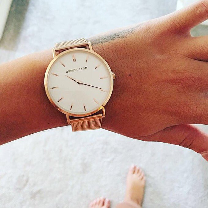 My number one favourite watch 💕 The 'Chain Rose Gold 40' from @AbbottLyon Use code Cara20 for 20% off<a href="/tag/gbbo"class="tags"><span>#gbbo</span></a>