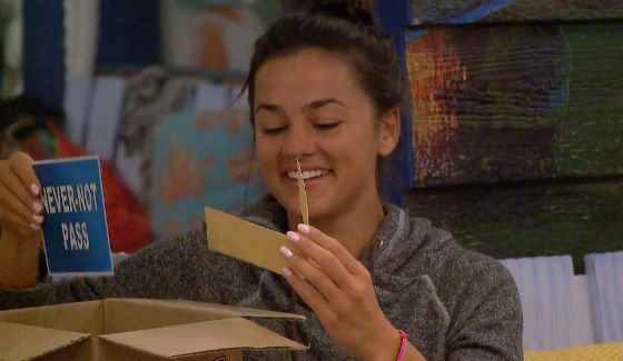 fankabbus's tweet photo. Remember to vote for Nat Nat!You can cast your votes here: https://t.co/zweDmsgQvY #BB18 #NatalieForAFP #Natalie4AFP https://t.co/xD3QV4C6mY