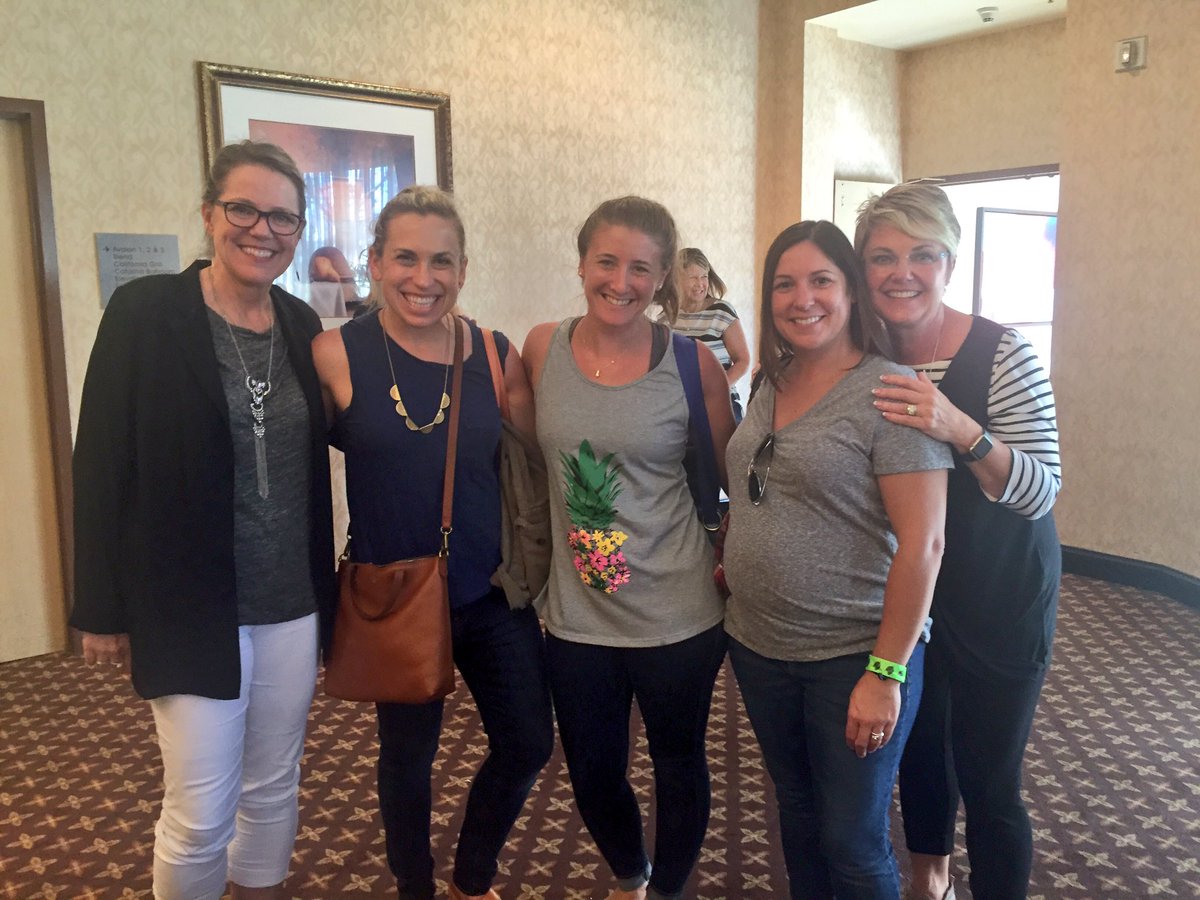 mrs_siegel_poly's tweet image. We&apos;re so lucky to be together learning from the best! #CAFE #Daily5 @gailandjoan #polytechnicschool #polypanthers