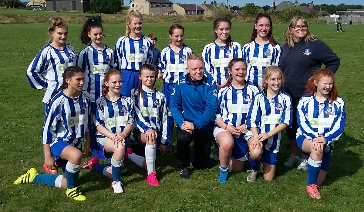 Dean5370's tweet photo. Lepton Highlanders FC Girls under 15s with Jessica Bell https://t.co/HadDvNsV6R
