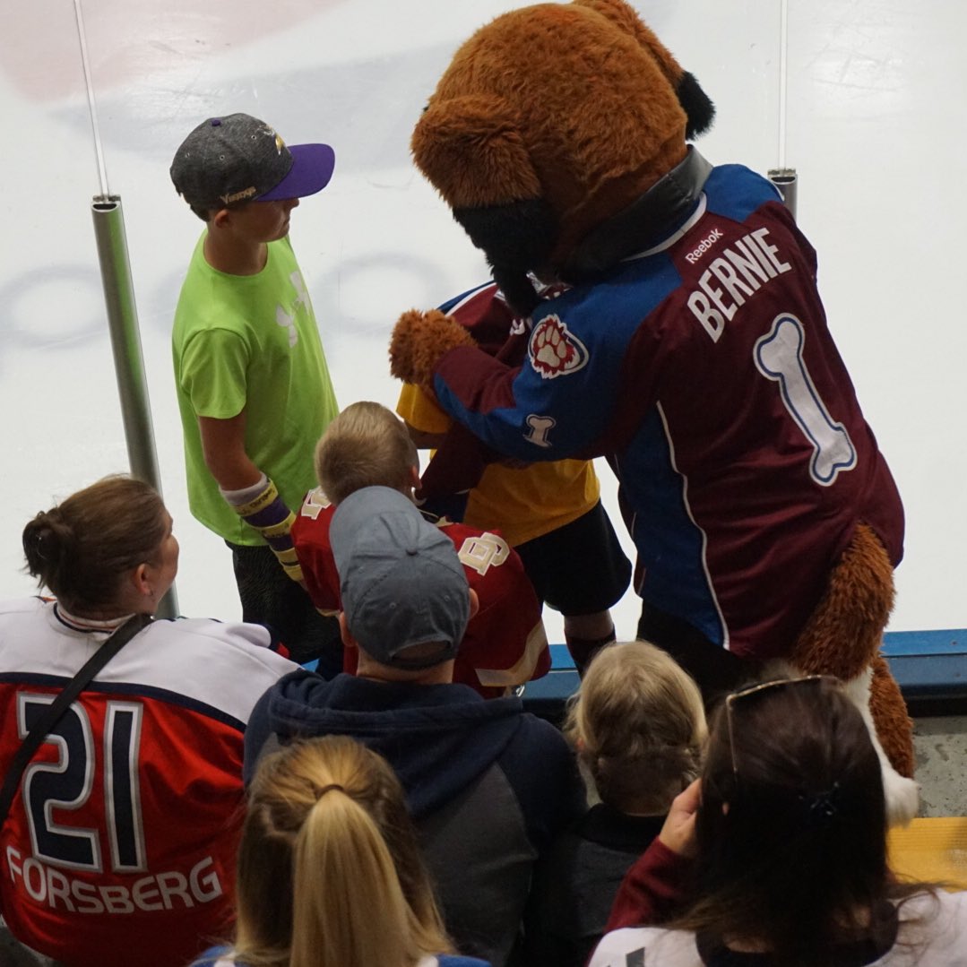 AvsBernie's tweet photo. Hey! Where are your parents we need to have a talk. 🐶>🐱 #GoAvs #NHLRookieShowcase #NextEra https://t.co/ZwkzvYIgUF