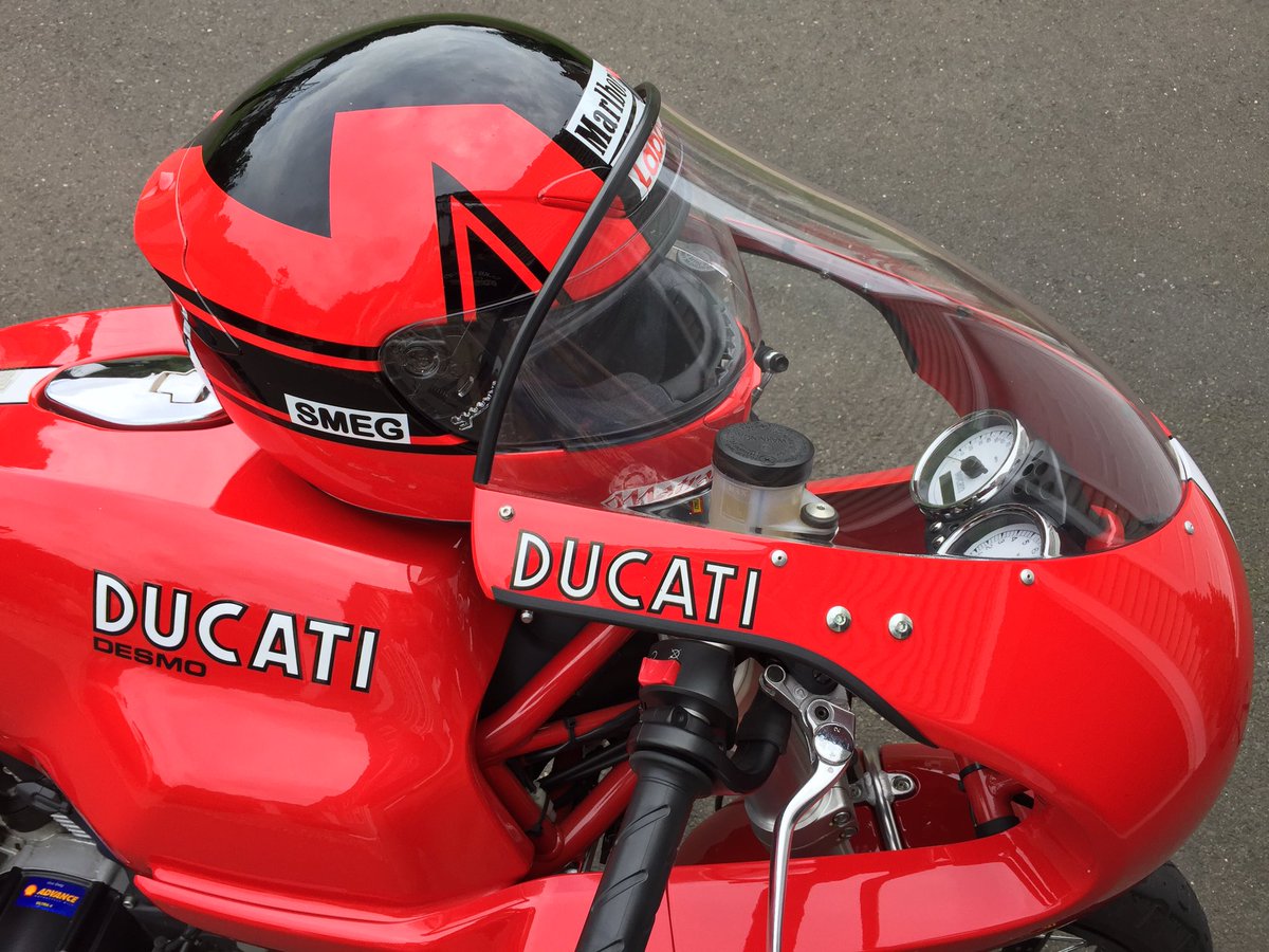 <a href="/Sportclassici/">DUCATI SPORTCLASSIC</a> <a href="/DucatiUSA/">Ducati North America</a> <a href="/DucatiMotor/">Ducati</a> - it's a red day