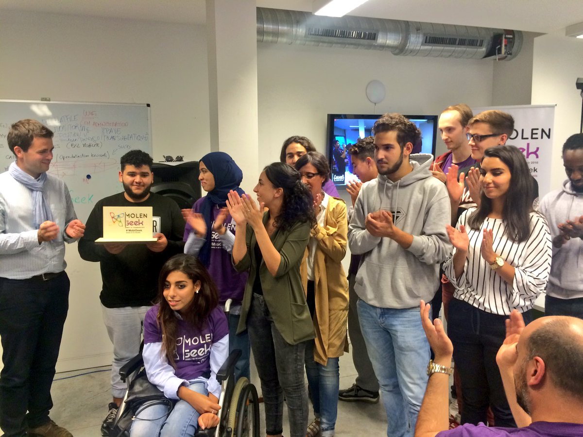 molengeek's tweet photo. Remise du Prix PMR - projet le plus inclusif avec StreetAccess @celinefremault https://t.co/IpmamRRLPj
