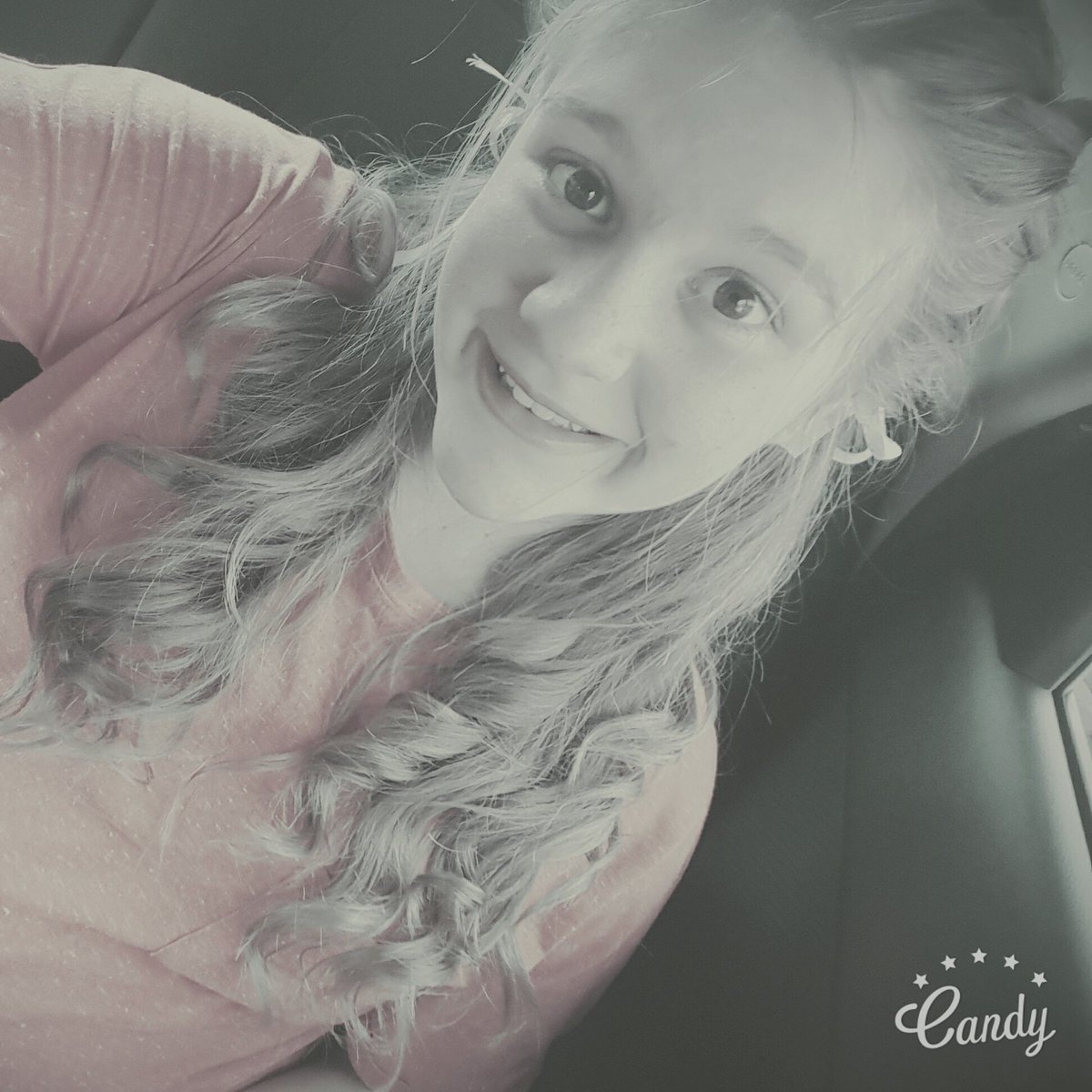 abigail_watters's tweet photo. Goodnight!!☺❤ #goodnight #sleep #tired https://t.co/8uDrLfjxYj