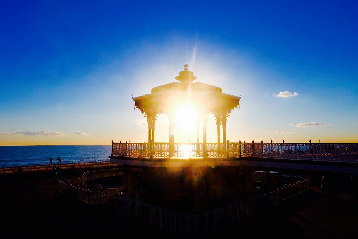 Wishing you all a terrific week.. 👍🏻 #Brighton #Hove