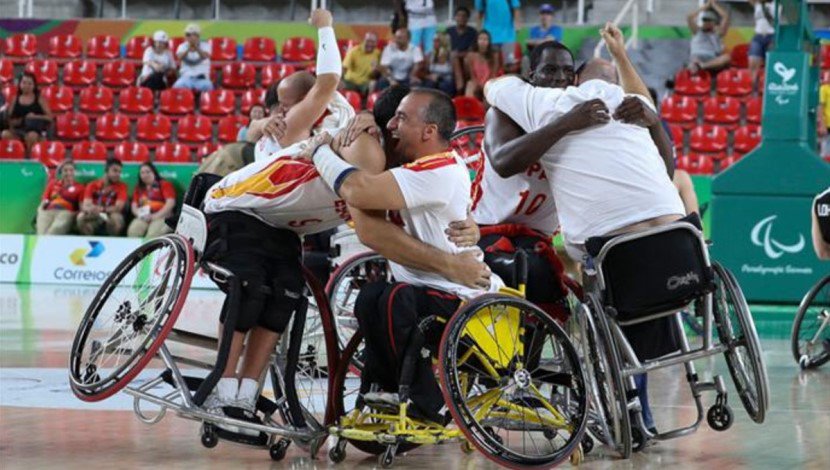 JJOO's tweet image. Baloncesto en silla de ruedas: plata para España ante Estados Unidos - juegosyolimpicos.com/baloncesto-en-…