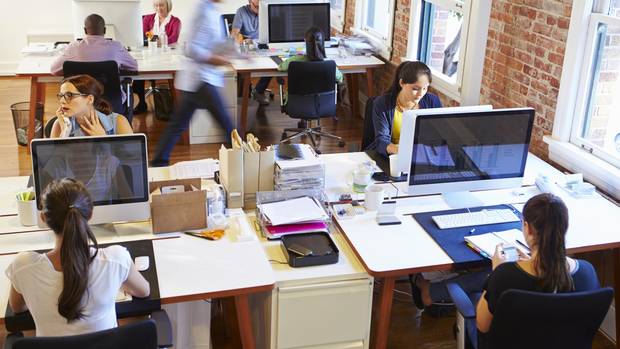 globeandmail's tweet photo. Are we actually meant to be happy at work? https://t.co/6sQJJ2dmT0 from @GlobeBusiness https://t.co/TUeLUr7r83