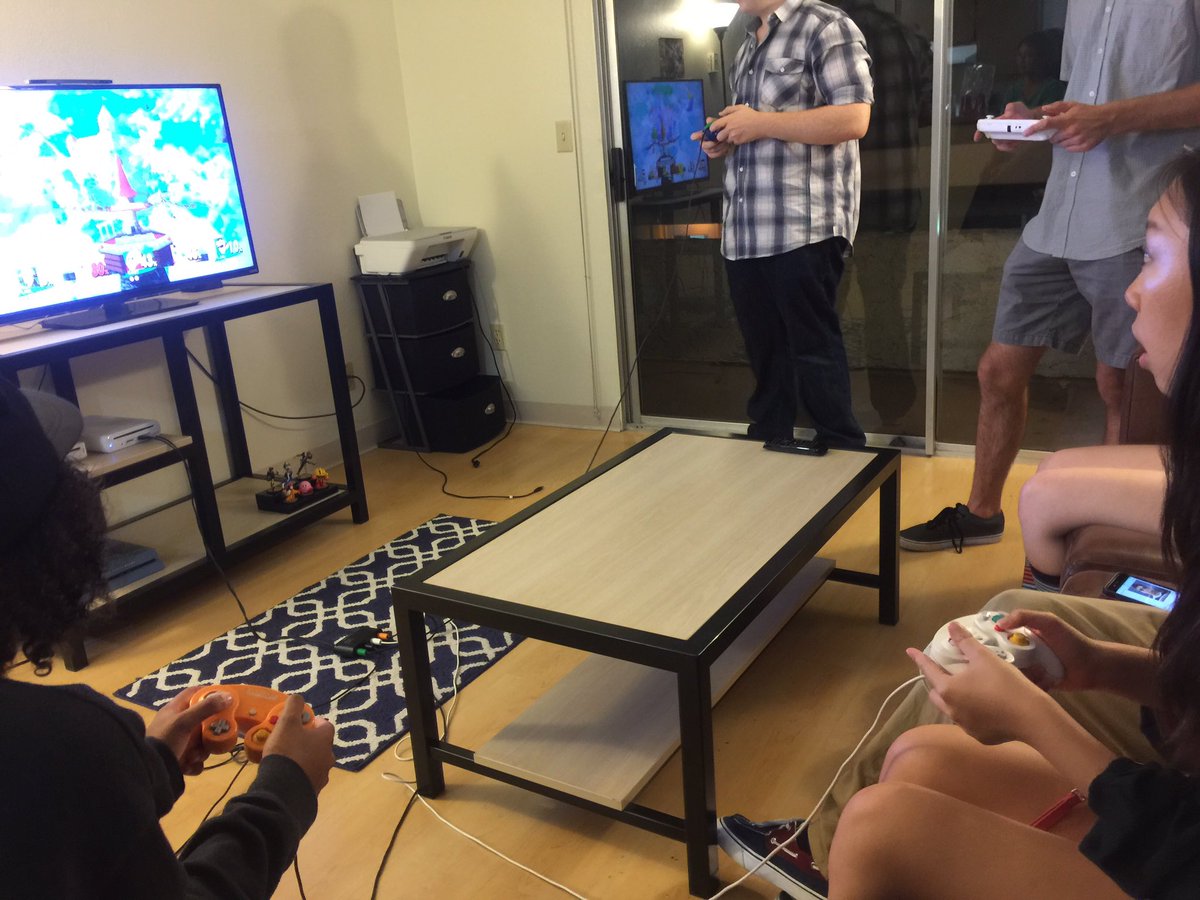 gogeo3's tweet photo. Animation parties are the best parties #cntv101 #spoilerink https://t.co/PYH9Z5k7rI