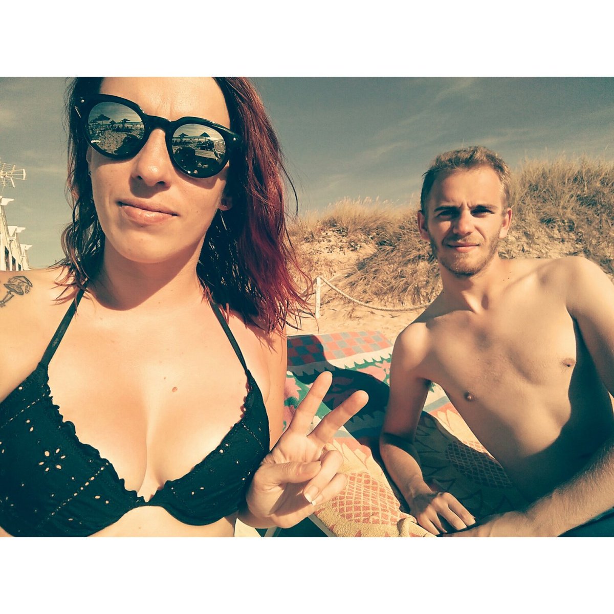 Skinah_'s tweet photo. I love you so. <3 #Portugal #Trafaria #BeachDay #MyBud https://t.co/k4jKpKuDH1