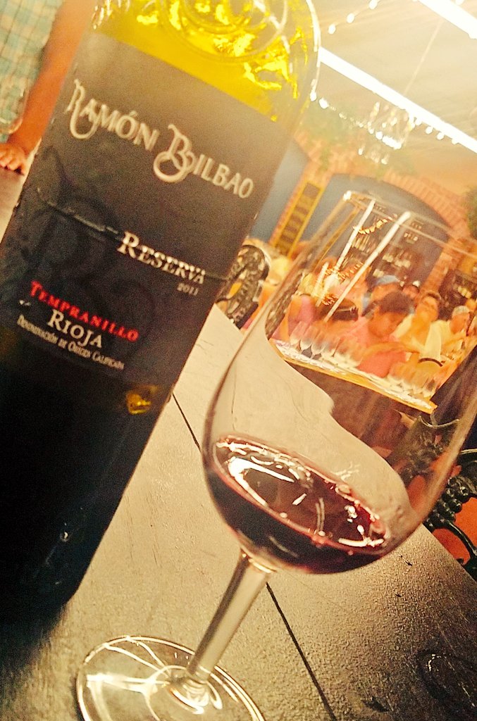 This #Tempranillo paired perfectly with the Spanish manchego #cheese 🧀

#Wine #WineTasting #DareToFair