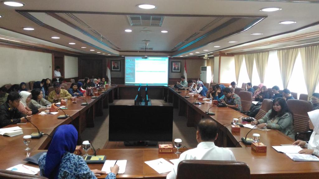 brin_indonesia's tweet photo. Konferensi pers ini terkait dgn penyelenggaraan Tangerang Selatan Global Innovation Forum (TGIF) 2016 tgl 20-23 Sept https://t.co/fixQmmavhP