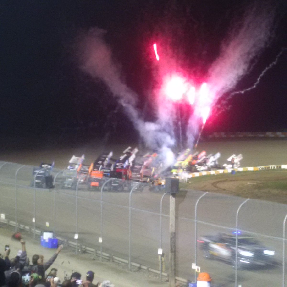 OhswekenSpdway's tweet photo. You aren't seeing things - We went #5Wide for you the fans tonight at #CSCN2016!! https://t.co/oGPrnnV8li
